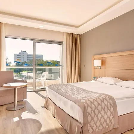 Salamina Hotel By Holidaykeys *