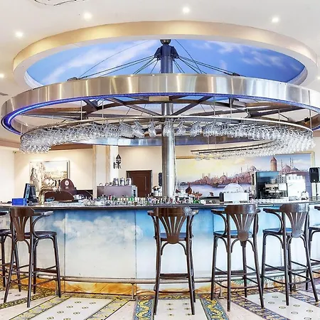 Salamina Hotel By Holidaykeys Hotel