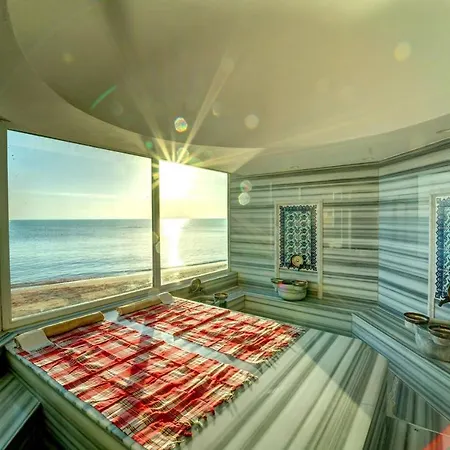 Salamina Hotel By Holidaykeys فندق *